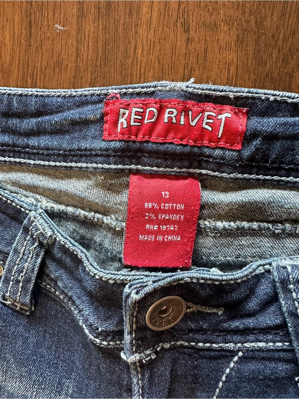 Red Rivet Size 13 Skinny Jeans Blue Denim Rhinestone Embellished Pockets Y2K - Picture 5 of 13